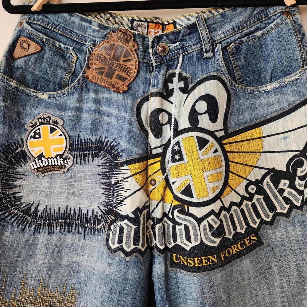 Y2K Akademiks Graphic Jeans 32 Baggy Distressed Hip Hop Streetwear